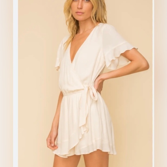 Hem & Thread Pants - HEM & Thread nwt cream wrap ruffle tie belt romper size small